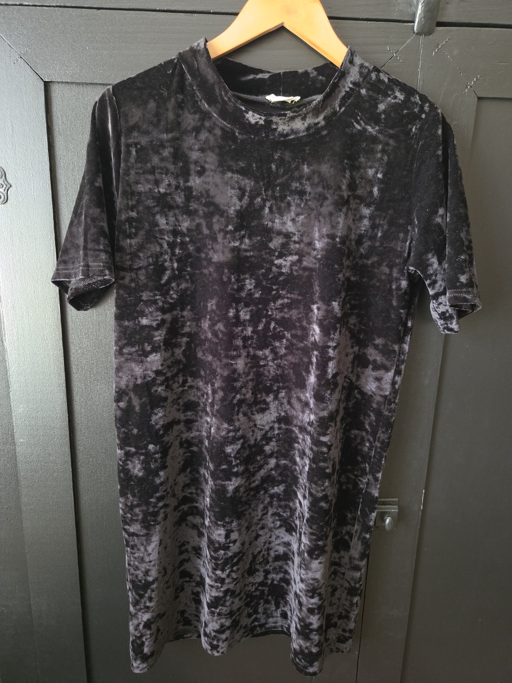 Yelete Women's  Black Crushed Velvet Short Sleeve Dress ~ Size L
